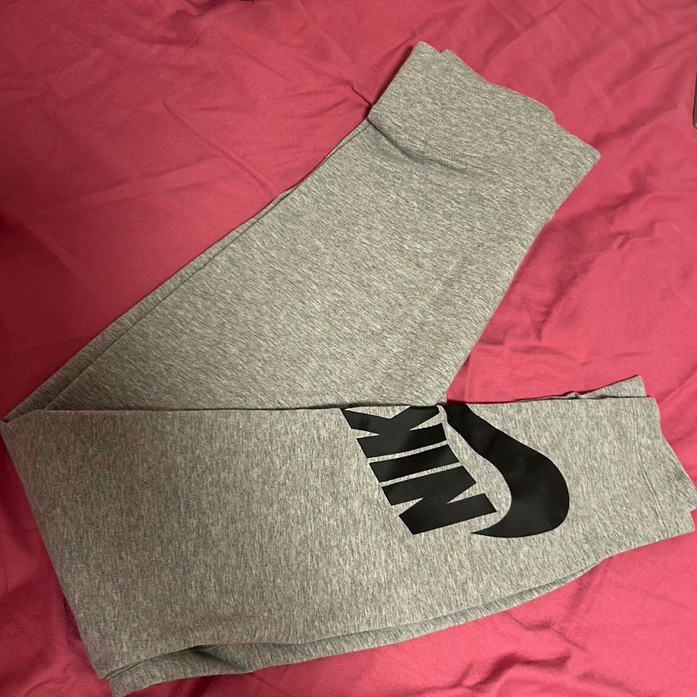 Nike leggings